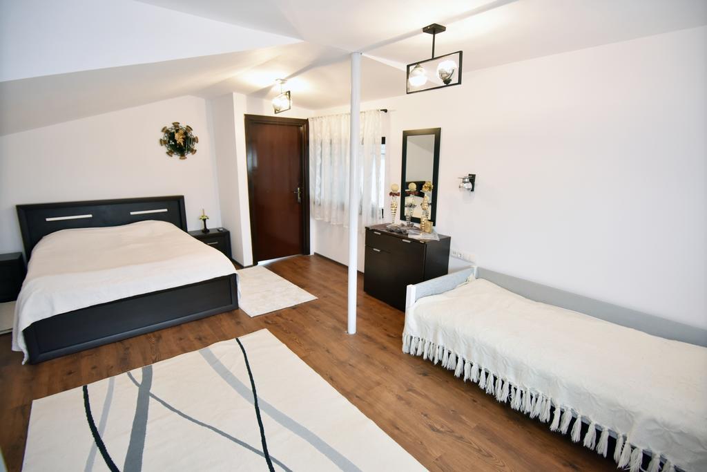 Pensiunea Casa Elena Agnita Δωμάτιο φωτογραφία